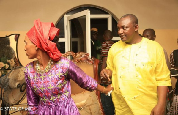 Jammeh interdit à Barrow de remettre les pieds en Gambie. Jammeh interdit à Barrow de remettre les pieds en Gambie.