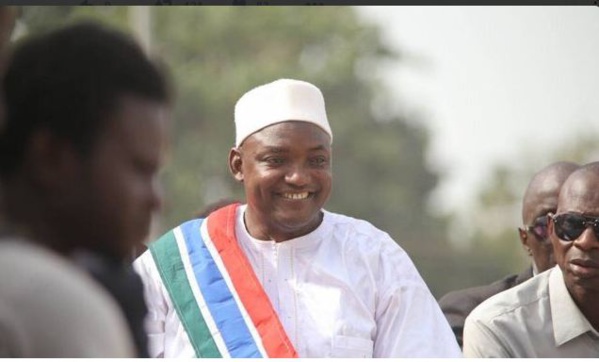 Urgence: Adama Barrow parle sur Twitter