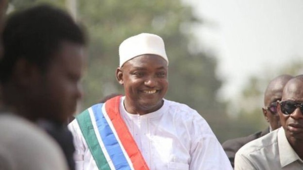 "Barrow prête serment à Dakar", selon Halifa Sallah