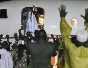 Gambie : Yahya Jammeh accusé d’avoir vidé les caisses de l'État avant son départ Gambie : Yahya Jammeh accusé d’avoir vidé les caisses de l'État avant son départ