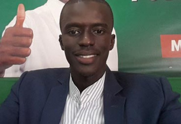 Seydina Issa Laye Samb, Sg des jeunes socialistes du département de Dakar, convoqué ce jeudi à la DIC Seydina Issa Laye Samb, Sg des jeunes socialistes du département de Dakar, convoqué ce jeudi à la DIC