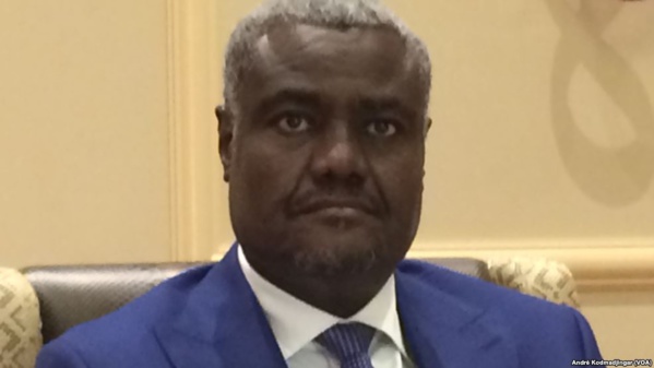 Le Tchadien Moussa Faki Mahamat élu président de la Commission de l'UA Le Tchadien Moussa Faki Mahamat élu président de la Commission de l'UA