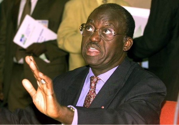 Rattrapé par l'âge, critiqué au sein de l'APR: Niasse vers la sortie? Rattrapé par l'âge, critiqué au sein de l'APR: Niasse vers la sortie?