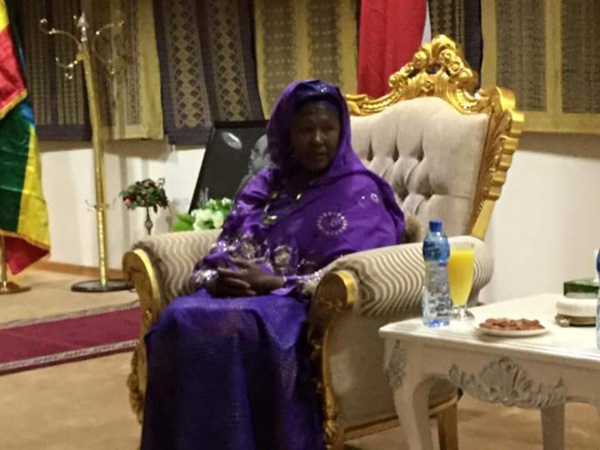 Crise postélectorale gambienne : Fatoumata Jallow Tambajang remercie Macky Sall Crise postélectorale gambienne : Fatoumata Jallow Tambajang remercie Macky Sall