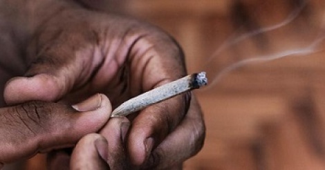 Drogue : Un journaliste d'une radio arrêté Drogue : Un journaliste d'une radio arrêté