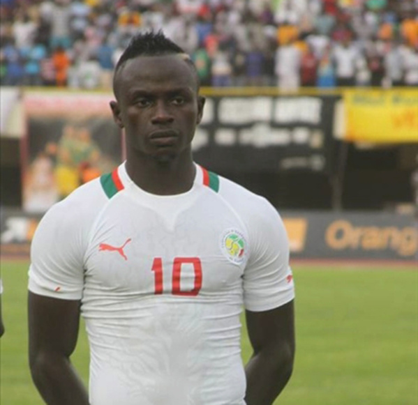 Penalty raté à la Can : La famille de Sadio Mané attaquée Penalty raté à la Can : La famille de Sadio Mané attaquée