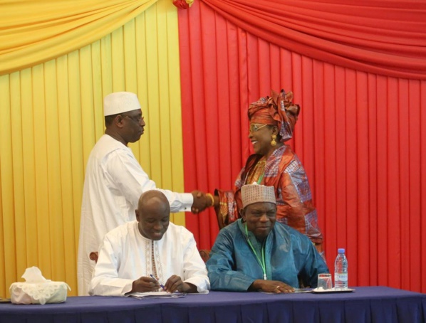 Rencontre PR / Union des entreprises de la SODIDA et le rassemblement des entreprises industrielles et artisanale de la zone SONEPI Rencontre PR / Union des entreprises de la SODIDA et le rassemblement des entreprises industrielles et artisanale de la zone SONEPI