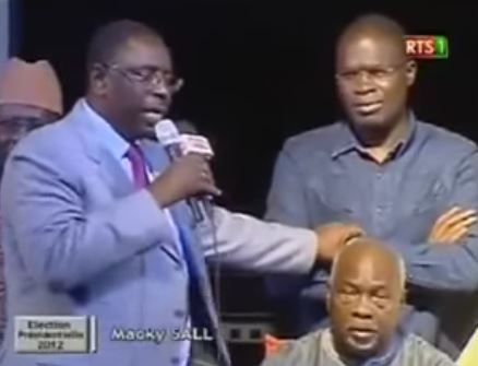 Vidéo-Macky Sall et Khalifa Sall lors du deuxième tour de la présidentielle de 2012 Vidéo-Macky Sall et Khalifa Sall lors du deuxième tour de la présidentielle de 2012