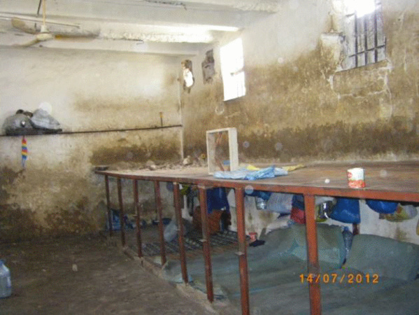 Leral vous fait visiter l'interieur de la prison de reubeuss (Photos)