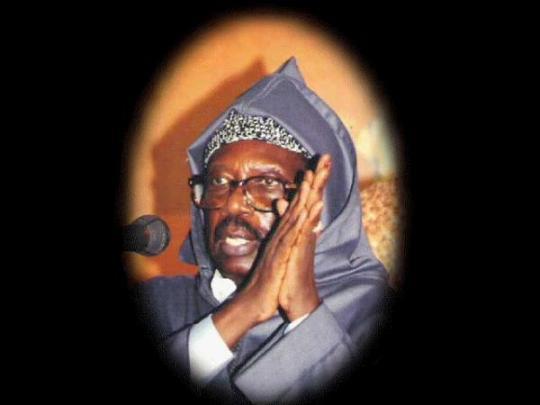 Serigne Cheikh Tidiane Sy porté en terre dans sa propre résidence à Tivaouane