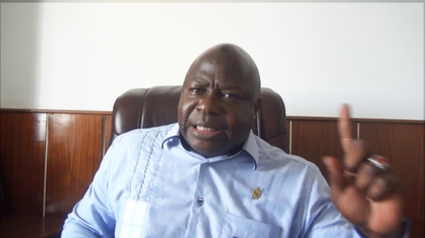 Boughazelli à Aliou Sall : "Qu’il soit le frère ou le fils du Président, je ne le laisserai pas détruire le parti" Boughazelli à Aliou Sall : "Qu’il soit le frère ou le fils du Président, je ne le laisserai pas détruire le parti"