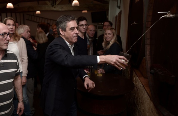 Fin de semaine chahutée pour François Fillon Fin de semaine chahutée pour François Fillon