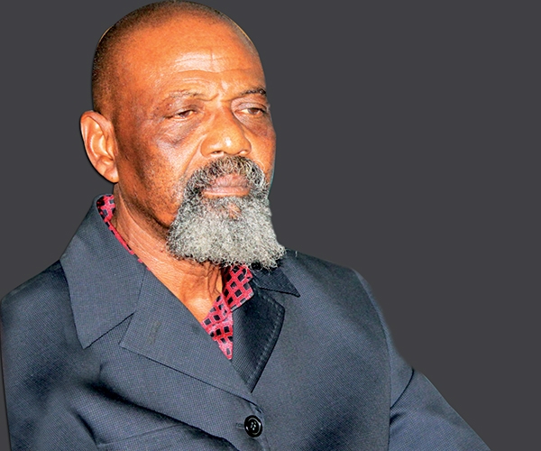 Farba Senghor et Pape Samba Mboup : Les enfants gâtés Farba Senghor et Pape Samba Mboup : Les enfants gâtés