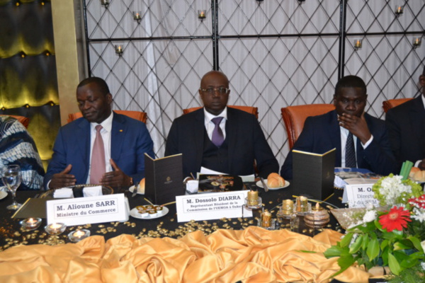 Photos-Cauris d'Or 2017: Arrivée du président du MDES, Mbagnick Diop avec la délégation gouvernementale