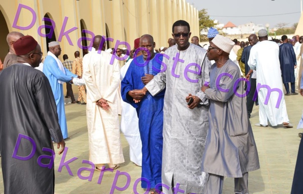 Les images de la levée du corps de la maman de Me Aïssata Tall Sall Les images de la levée du corps de la maman de Me Aïssata Tall Sall