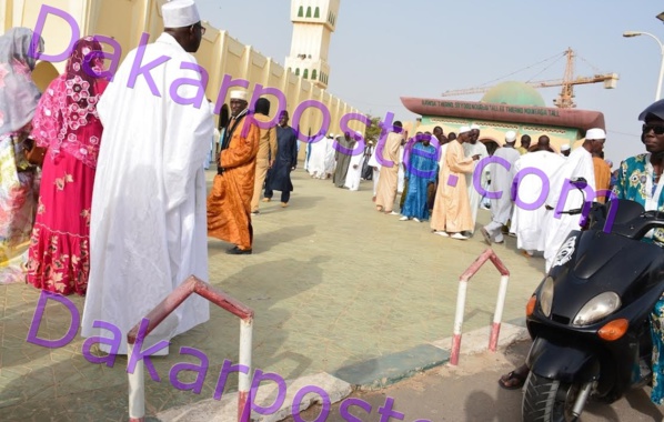 Les images de la levée du corps de la maman de Me Aïssata Tall Sall Les images de la levée du corps de la maman de Me Aïssata Tall Sall