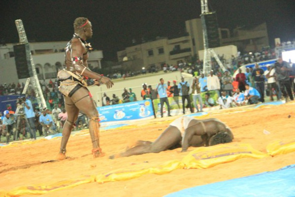 Les coulisses du combat Siteu / Zoss Les coulisses du combat Siteu / Zoss