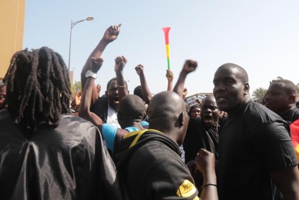 Le Collectif des rapatriés des USA réclament une indemnisation Le Collectif des rapatriés des USA réclament une indemnisation