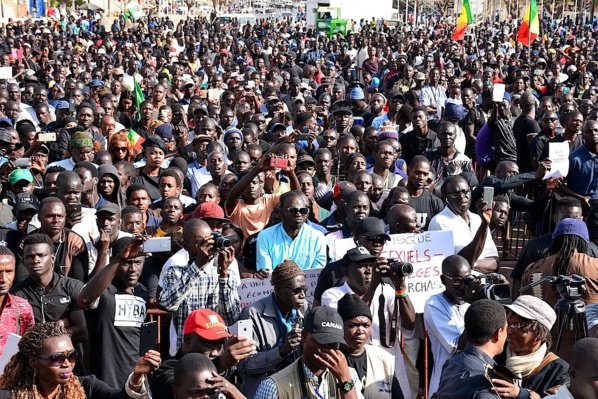 Fadel Barro: "Si l'ancien Président Wade que nous combattions s'est joint à nous, Macky doit revoir sa méthode" Fadel Barro: "Si l'ancien Président Wade que nous combattions s'est joint à nous, Macky doit revoir sa méthode"