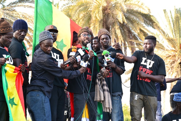 Fadel Barro: "Si l'ancien Président Wade que nous combattions s'est joint à nous, Macky doit revoir sa méthode" Fadel Barro: "Si l'ancien Président Wade que nous combattions s'est joint à nous, Macky doit revoir sa méthode"