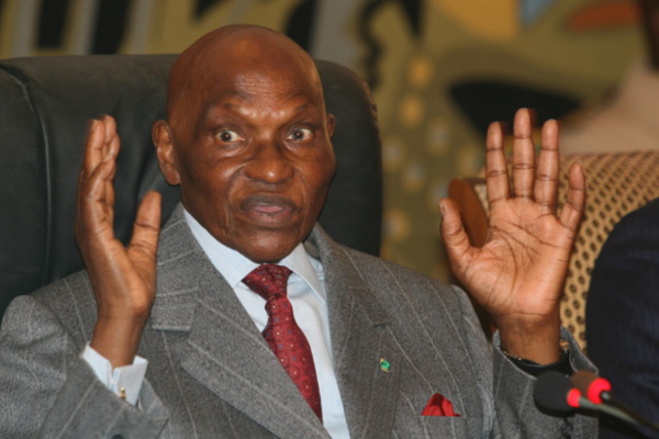 Abdoulaye Wade hante toujours le pouvoir Abdoulaye Wade hante toujours le pouvoir