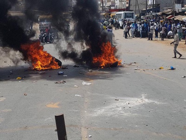 Images exclusives à Djiddah Thiaroye Kaw: Plusieurs jeunes du Grand Parti arrêtés