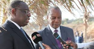 Drame de Médina Gounass : Alpha Condé a présenté ses condoléances à Macky Sall Drame de Médina Gounass : Alpha Condé a présenté ses condoléances à Macky Sall
