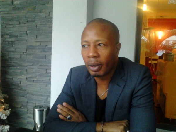 Risques d'affrontements entre partisans de Paco Jackson et ceux de Bamba Fall - De l'électricité dans l'air de la Médina ! Risques d'affrontements entre partisans de Paco Jackson et ceux de Bamba Fall - De l'électricité dans l'air de la Médina !