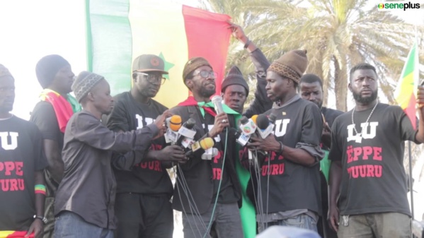 Y'en à marre cherche à rencontrer...Karim Wade (EXCLUSIVITÉ DAKARPOSTE) Y'en à marre cherche à rencontrer...Karim Wade (EXCLUSIVITÉ DAKARPOSTE)