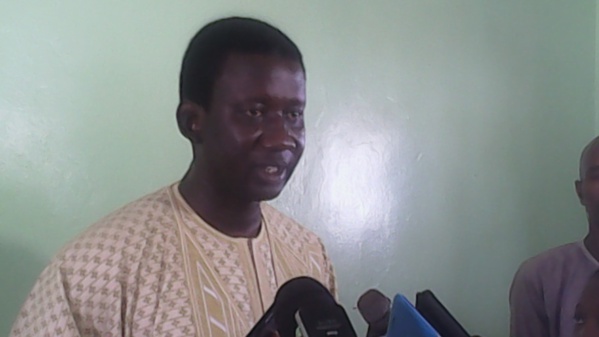 Le maire de Mbacké "agresse" une dame venue lui réclamer son loyer dans son bureau Le maire de Mbacké "agresse" une dame venue lui réclamer son loyer dans son bureau