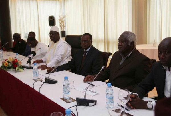 Macky Sall à Benno Bokk Yakaar : "Il faut me soutenir et soutenir notre bilan" Macky Sall à Benno Bokk Yakaar : "Il faut me soutenir et soutenir notre bilan"