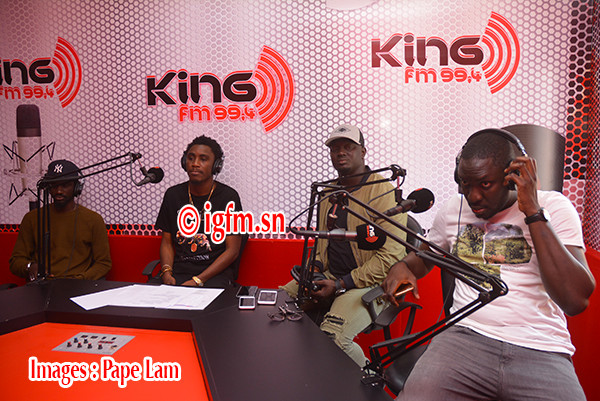 Pape Cheikh Diallo et Wally Seck, Enfin la paix »Pape demande à Wally de… Regardez la réponse de Wally Pape Cheikh Diallo et Wally Seck, Enfin la paix »Pape demande à Wally de… Regardez la réponse de Wally