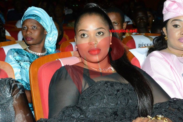 Voici Fifi, la belle femme de Matar Diop du label "Soubatel" ...Ce que dakarposte sait de cette "force tranquille" Voici Fifi, la belle femme de Matar Diop du label "Soubatel" ...Ce que dakarposte sait de cette "force tranquille"