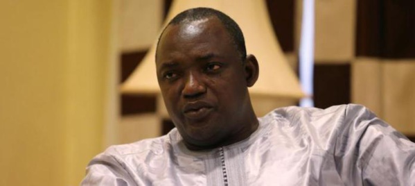 Gambie: que craint à nouveau le Président Adama Barrow?