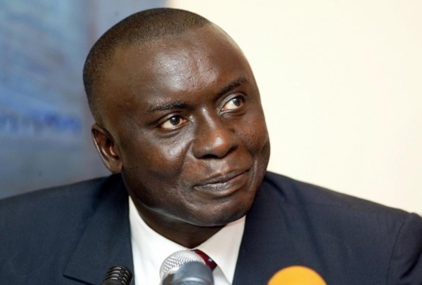 Ecoutez Idrissa Seck sur la Rfm