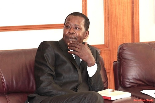 Cheikh Amar a finalement  voyagé sur  Paris...L'appel rassurant du Pr Macky Sall... Quand l'ancien Pm Haguibou Soumare craque...