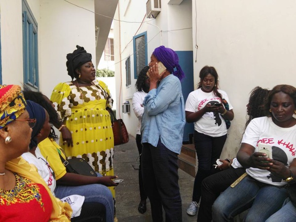 Voici les "femmes de Khalifa Sall" arrêtées puis libérées sur ordre du Procureur ! Voici les "femmes de Khalifa Sall" arrêtées puis libérées sur ordre du Procureur !