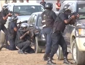 La corniche ouest : la police en plein dans ses manœuvres antiterroristes