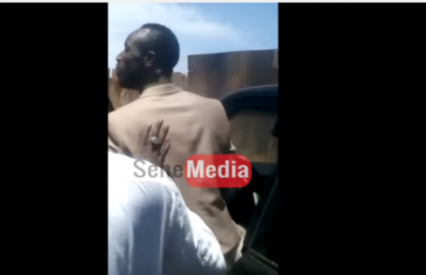 Vidéo: Injures, propos déplacés, SANEX se bagarre dans la rue Vidéo: Injures, propos déplacés, SANEX se bagarre dans la rue