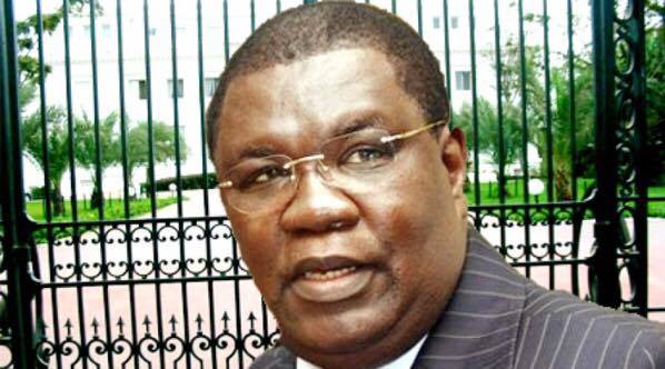 Me Ousmane Ngom “Wade ne doit plus traîner dans les meetings politiques”