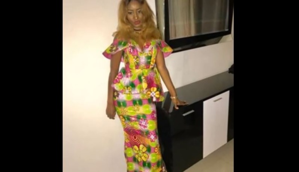 Comme toute bonne musulmane, Queen Biz ne déroge pas à la règle vestimentaire qu’oblige le Ramadan – Regardez. Comme toute bonne musulmane, Queen Biz ne déroge pas à la règle vestimentaire qu’oblige le Ramadan – Regardez.