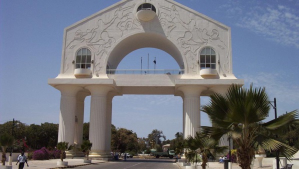 Gambie : Un Sénégalais arrêté pour 2 meurtres, 4 viols et 4 incendies Gambie : Un Sénégalais arrêté pour 2 meurtres, 4 viols et 4 incendies