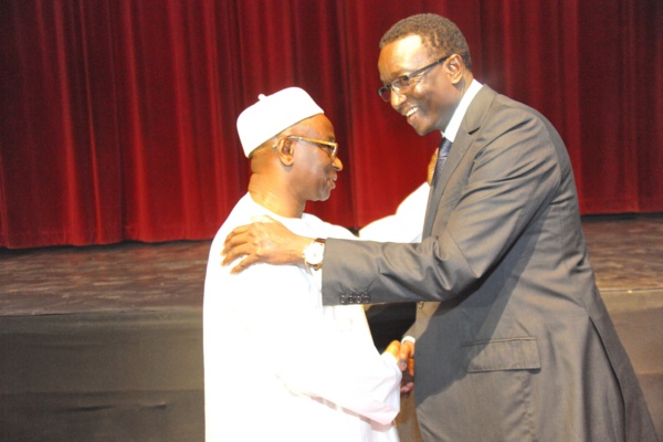 Le "TouT Puissant" Abdoulaye Diop refait surface ! Le "TouT Puissant" Abdoulaye Diop refait surface !