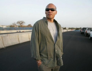 Il y a un an, Karim Wade quittait la prison...et le Sénégal Il y a un an, Karim Wade quittait la prison...et le Sénégal