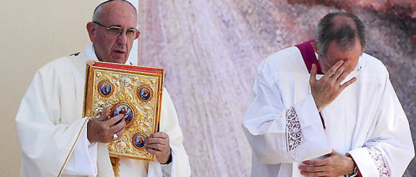 Abus sexuels: l'Église ébranlée au sommet Abus sexuels: l'Église ébranlée au sommet