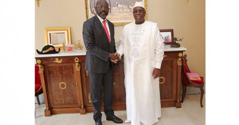 Macky Sall a recu la visite de George Weah, candidat à la présidentielle libérienne Macky Sall a recu la visite de George Weah, candidat à la présidentielle libérienne