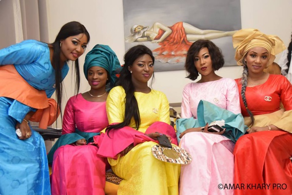 Les image du baptême de l'enfant de Mass Coki Les image du baptême de l'enfant de Mass Coki