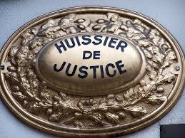 Ecroquerie foncière - Un huissier et un éducateur spécialisé risquent la prison Ecroquerie foncière - Un huissier et un éducateur spécialisé risquent la prison