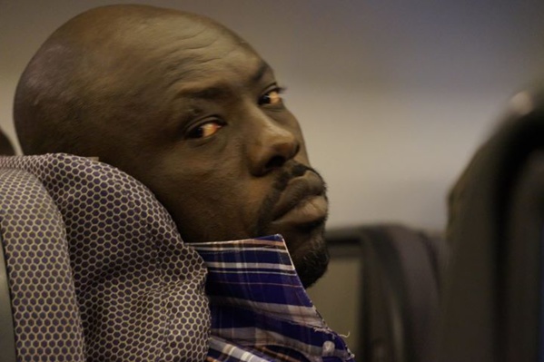 Voici Oumar Guèye, garde du corps et homme de confiance de Youssou Ndour ! Voici Oumar Guèye, garde du corps et homme de confiance de Youssou Ndour !