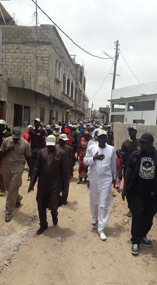 Campagne électorale pour les législatives : Abdou Karim Sall et ses camarades de "Benno Bokk Yaakaar" Mbao privilégient les visites de proximité Campagne électorale pour les législatives : Abdou Karim Sall et ses camarades de "Benno Bokk Yaakaar" Mbao privilégient les visites de proximité